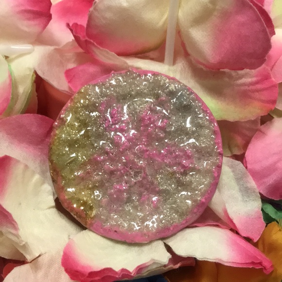 💕🤍Brooch🤍💕 - Picture 12 of 17